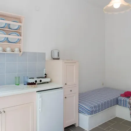 Aeolos Apartmanhotel Kamáresz