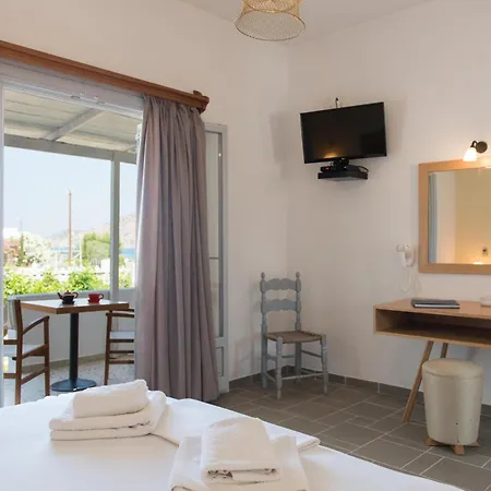 Aeolos Kamares (Sifnos)