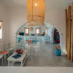 Aeolos 4* كاماراي