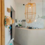 Aeolos 4*