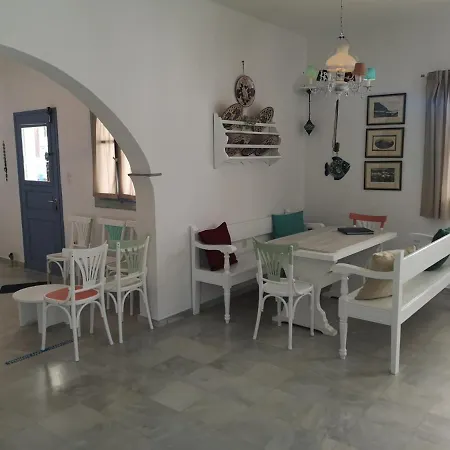 Aeolos Aparthotel 4*