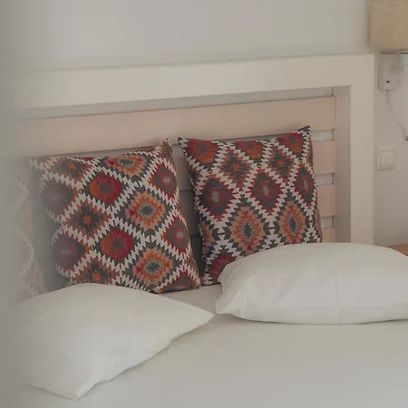 Aeolos Kamares (Sifnos)
