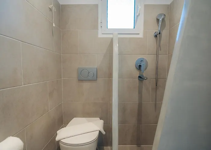 Aeolos Aparthotel Kamarai